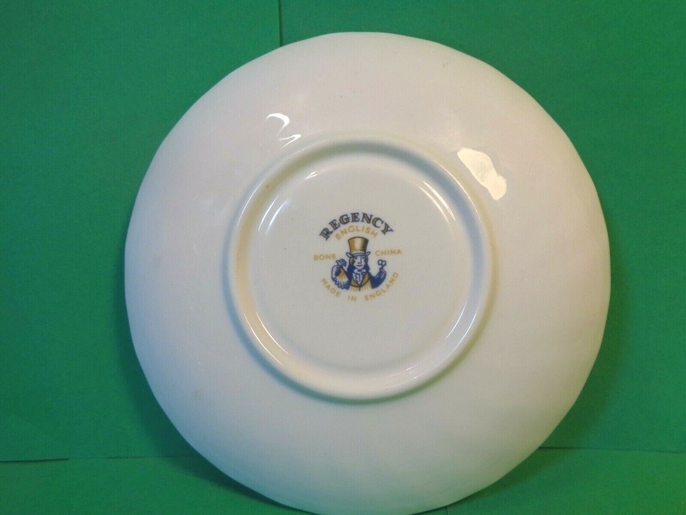 Regency Floral Pattern Cup & Saucer, England (Used/EUC)