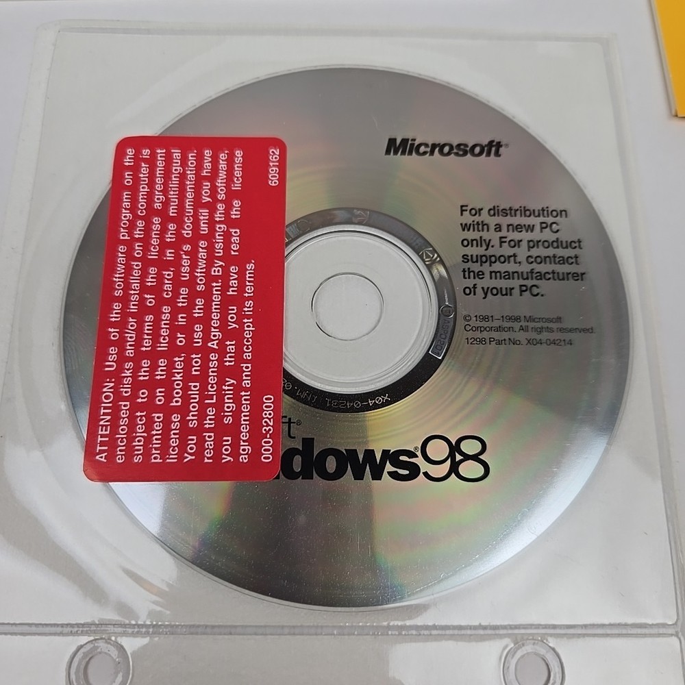 Microsoft Windows 98 Full Version Install Disc, Booklet, & Product Key