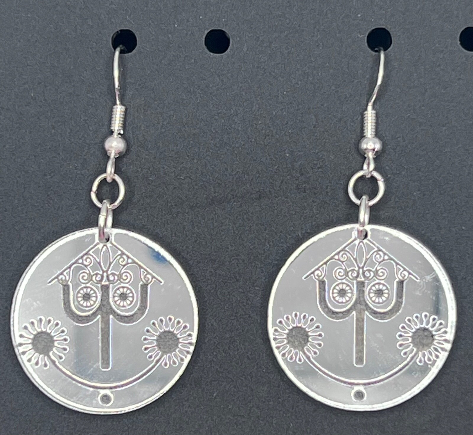 “It’s A Small World” earrings - Disneyland Walt Disney World