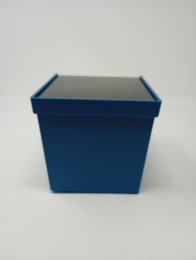 Vintage 1987 Egghead Software 3.5" Floppy Disk Storage Container Case