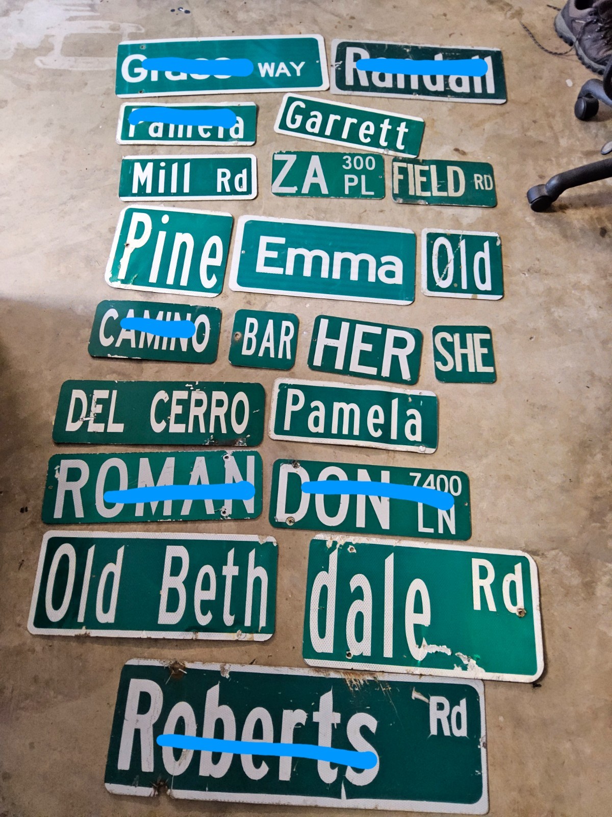 Street name signs. Miscellaneous Sizes. Pick one