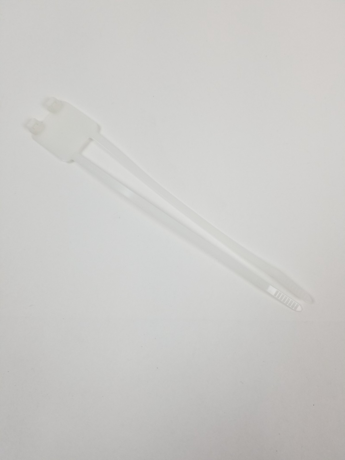 500 Panduit PL2M2S-D Marker Tie 50LB 7.40" Length Natural Color NEW