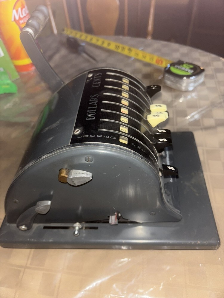 VINTAGE PAYMASTER SERIES CHECK WRITING MACHINE