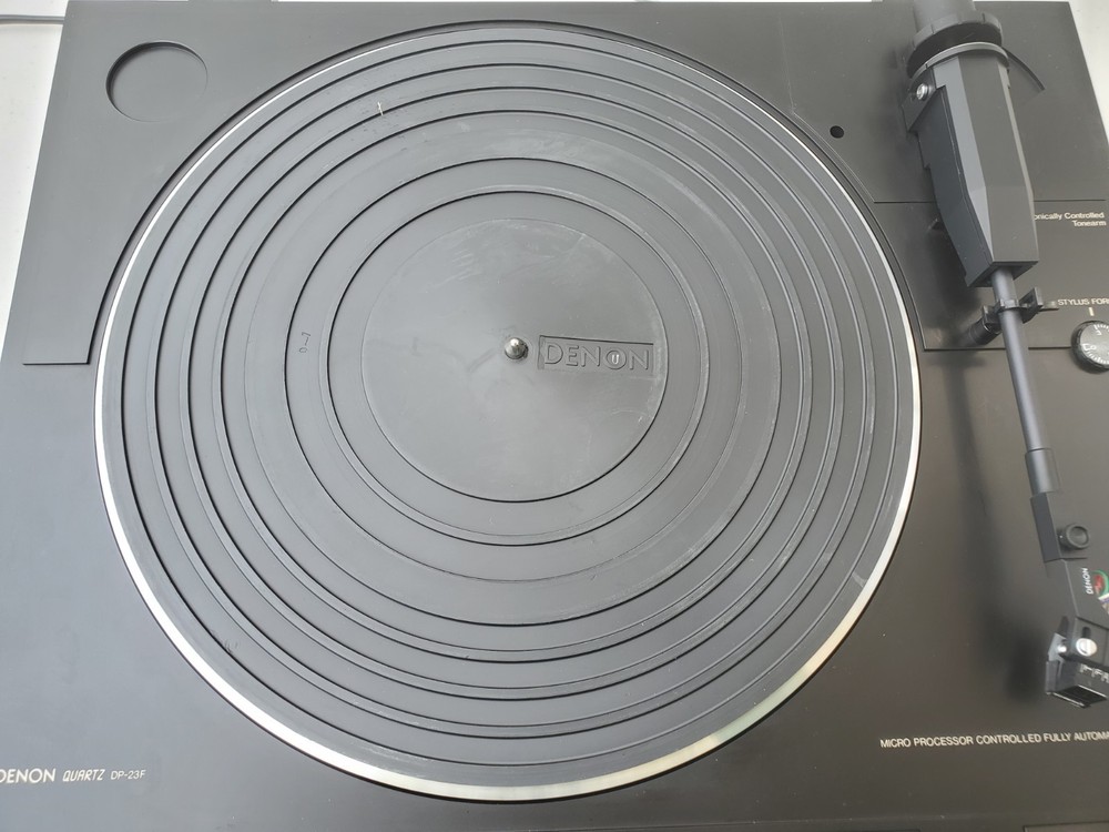 Denon Turntable Quartz DP-23F Micro Processor Fully Automatic Turntable System