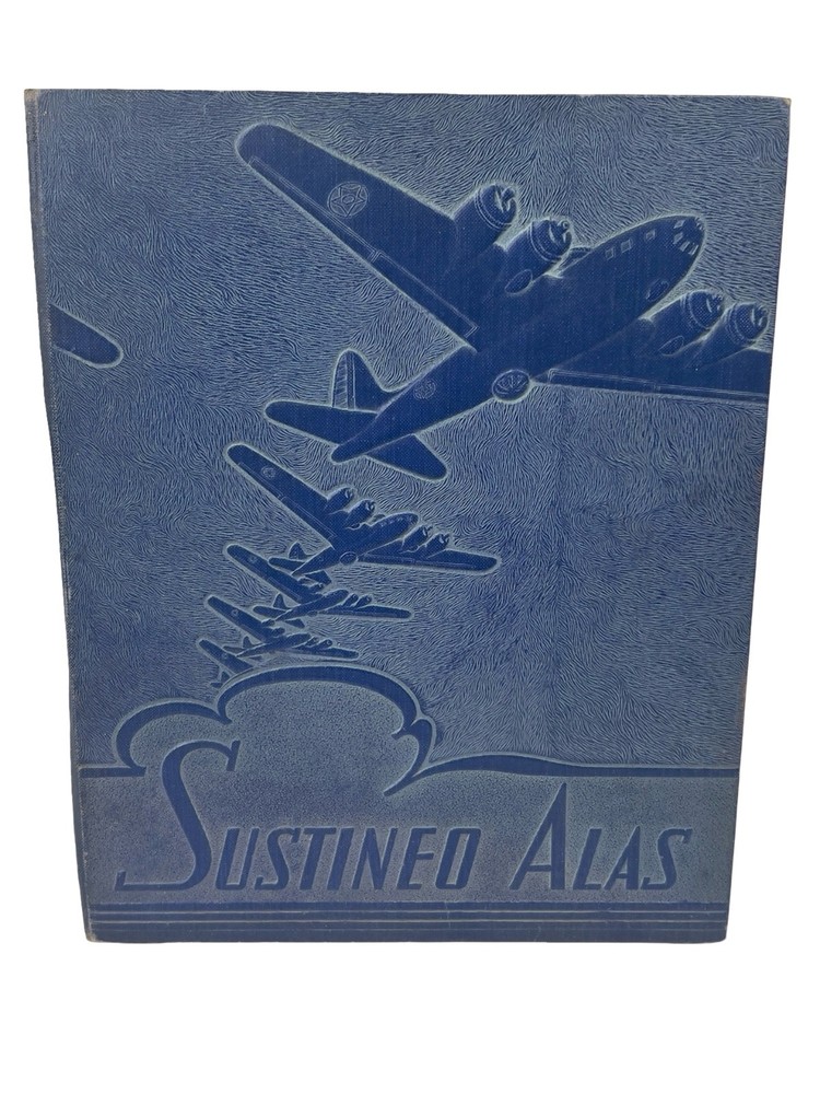 WWII US Army Air Forces Chicago Schools Technical Training Command Yearbook