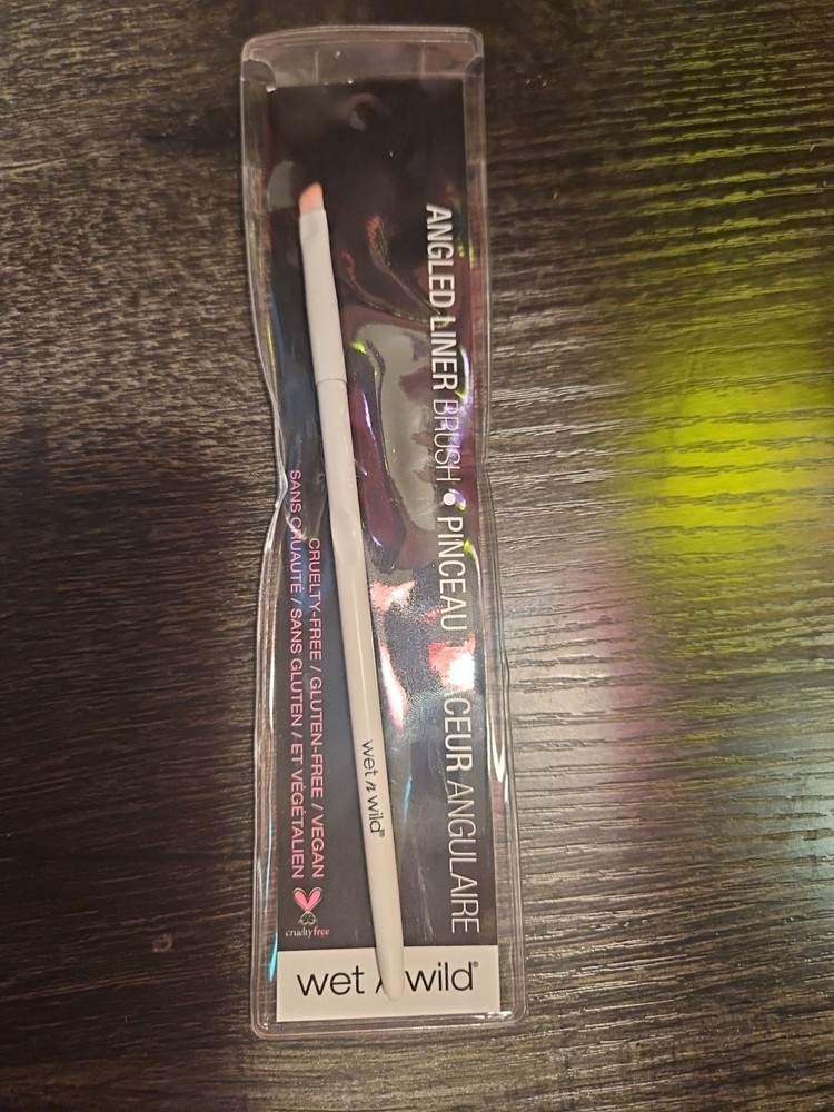 Angled Liner Brush, 1 Brush