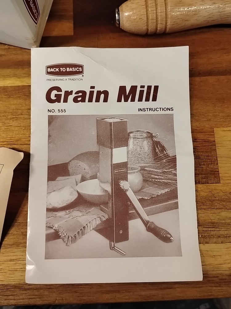 Back to Basics 555 Manual Grain Mill