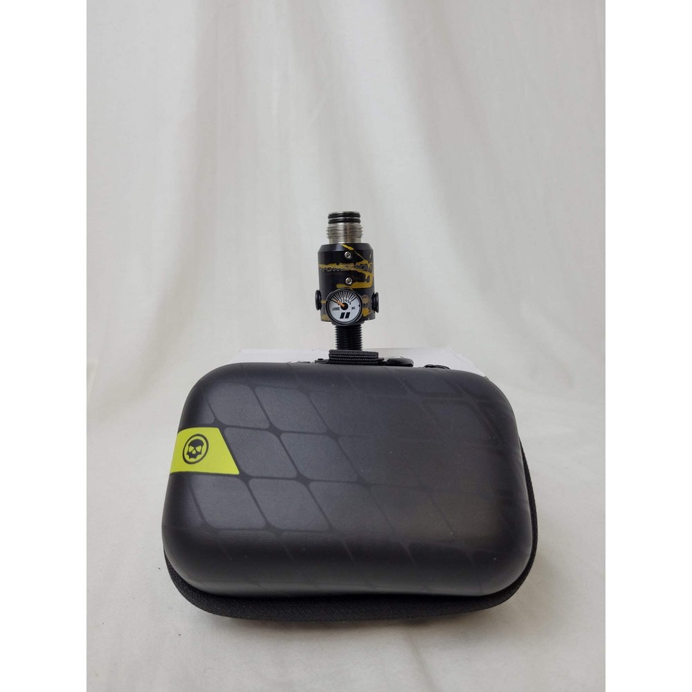 Powerhouse Counterpunch Regulator - Splash - Black / Gold