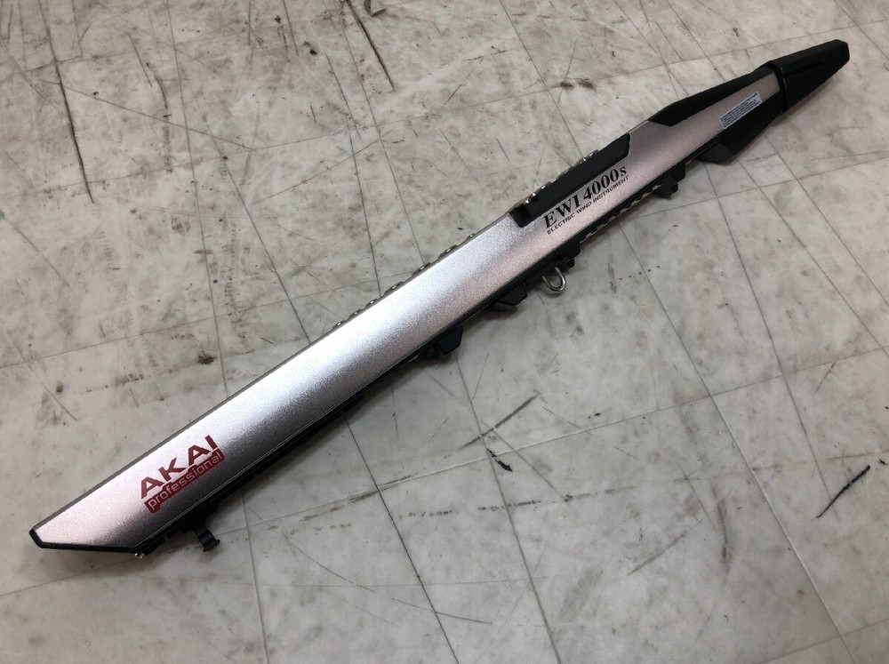 AKAI EWI4000S Wireless Electronic Wind Synthesizer Working