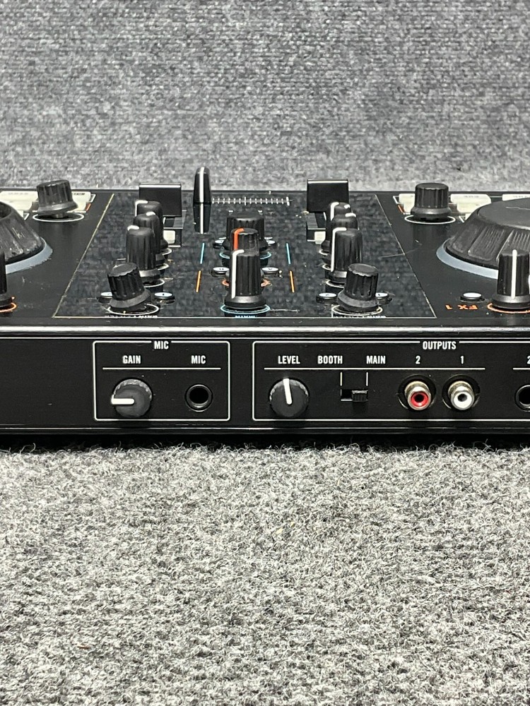 Native Instruments Traktor Kontrol S2 MK2 🎧 2-Channel DJ Controller Black