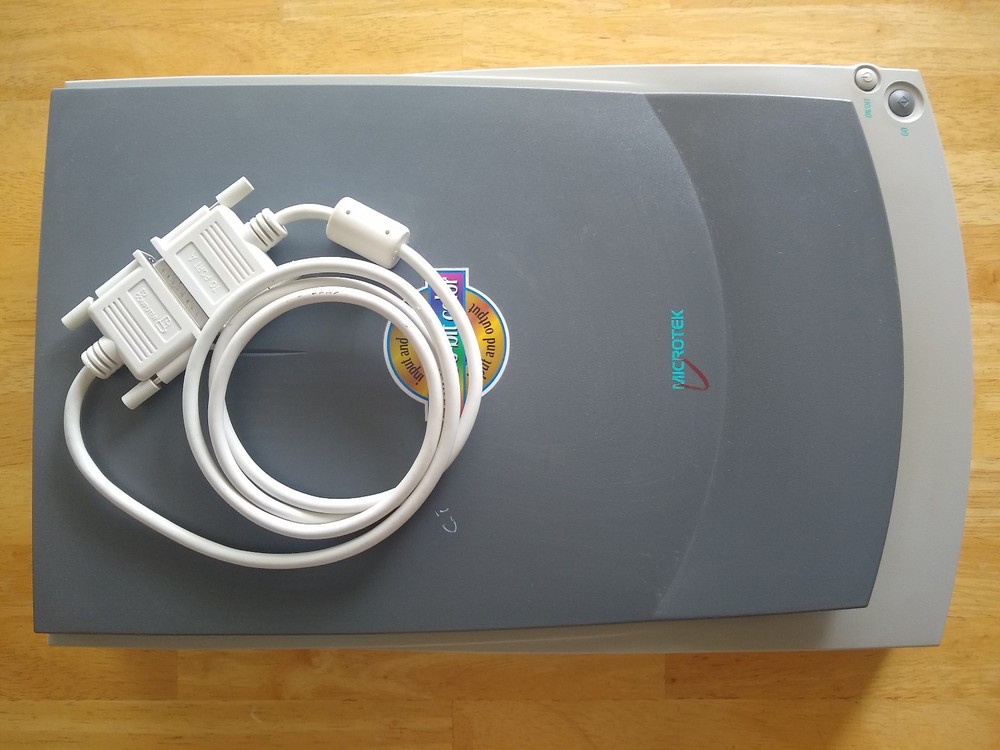 Used Microtek ScanMaker X6 Flatbed Scanner MRS-1200X6P