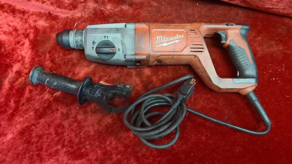 MILWAUKEE TOOLS 5262-21 ROTARY HAMMER