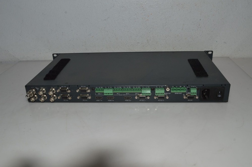 ^^ Kramer VP-730 Presentation Switcher/Scaler (LPX51)
