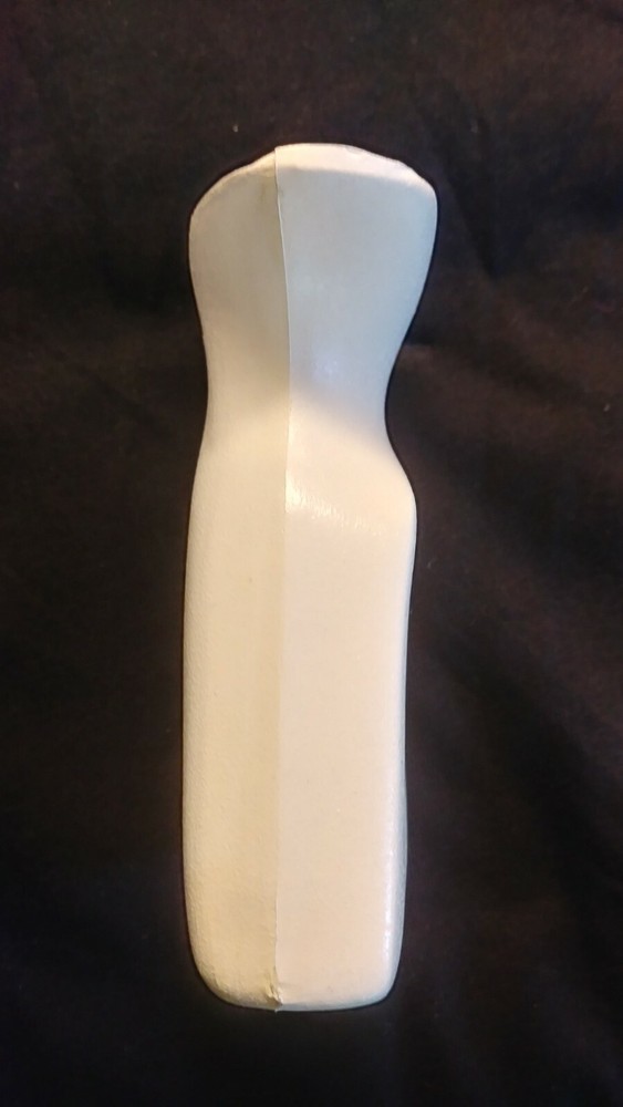 Oneida Eagle bow hard plastic Grip Right Hand H riser New Old Stock Oneida labs
