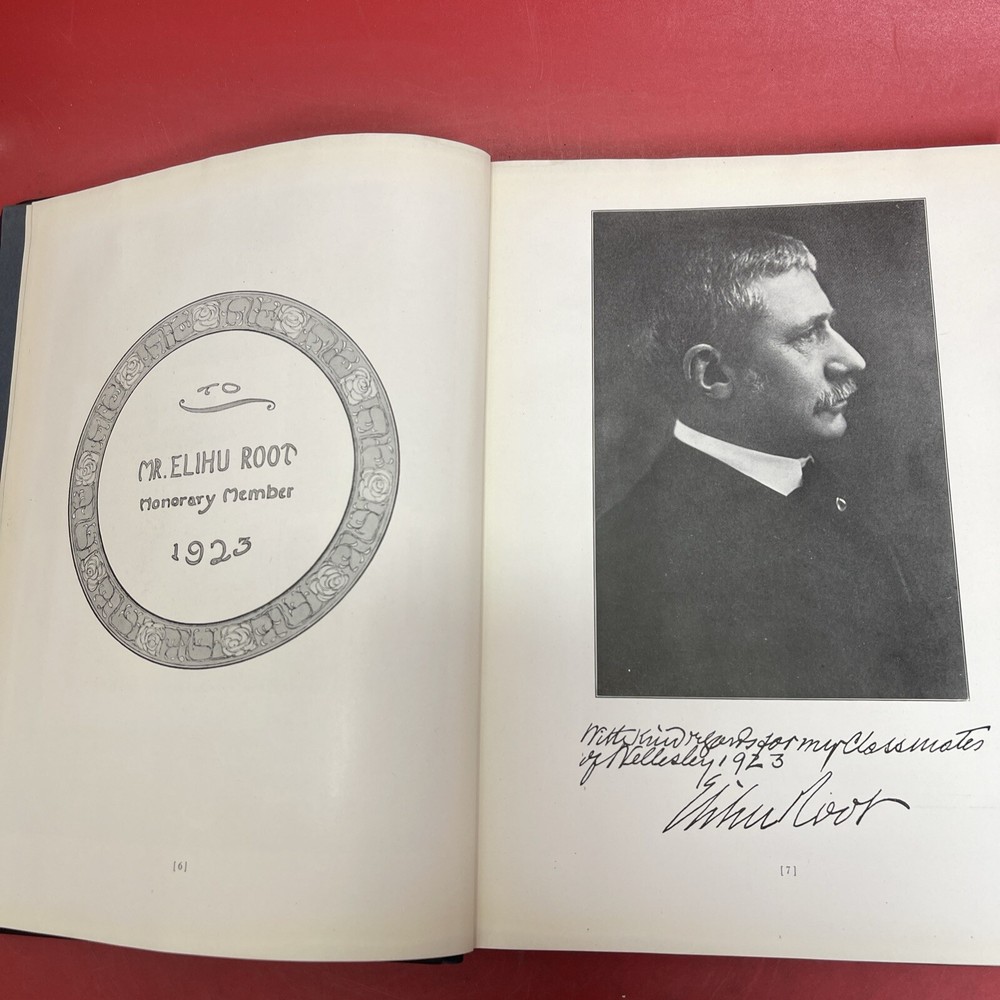 LEGENDA 1923 Yearbook