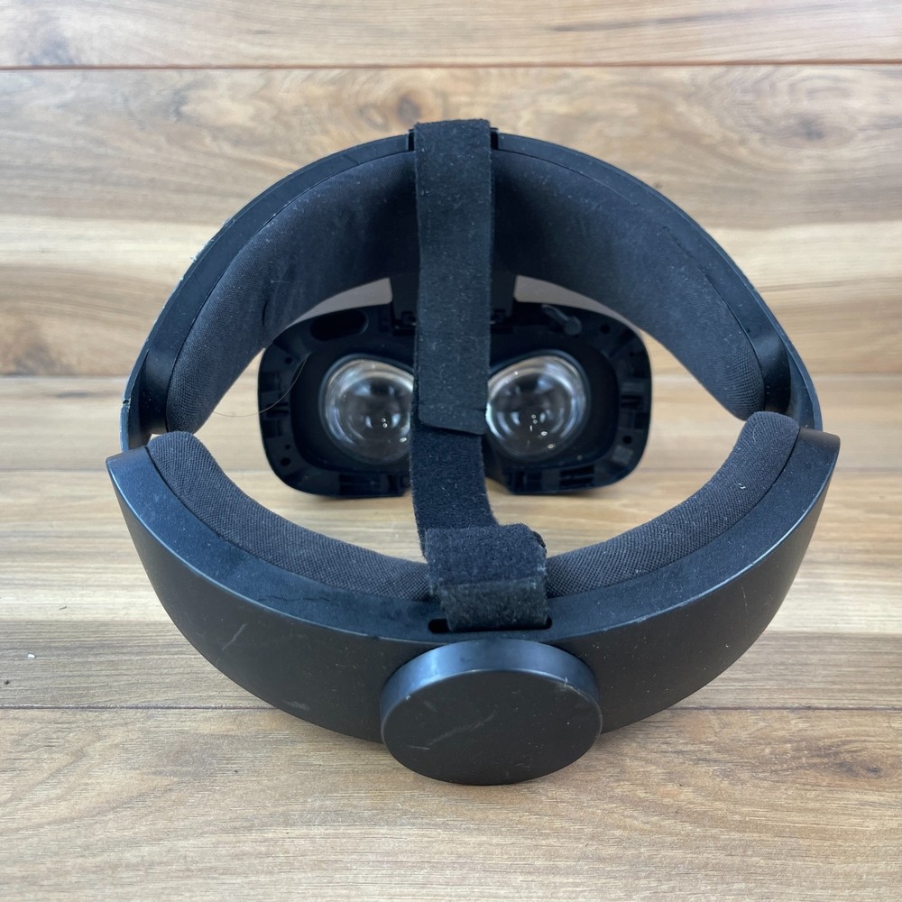 Oculus Virtual Reality Gaming Headset Black Only Built-in Microphone PC-Powered