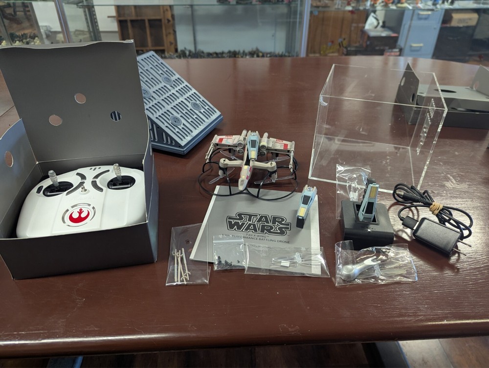 Propel STAR WARS T-65 X-Wing RC drone