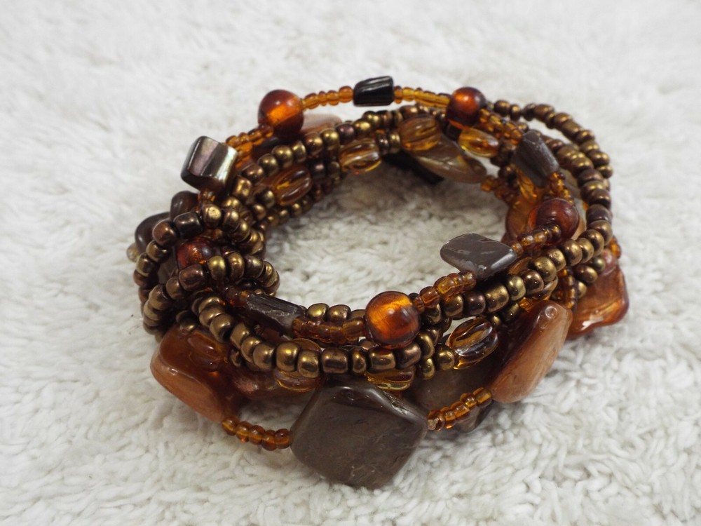 7 pc Coppery Bead Shell Stretch Bracelet (D3)