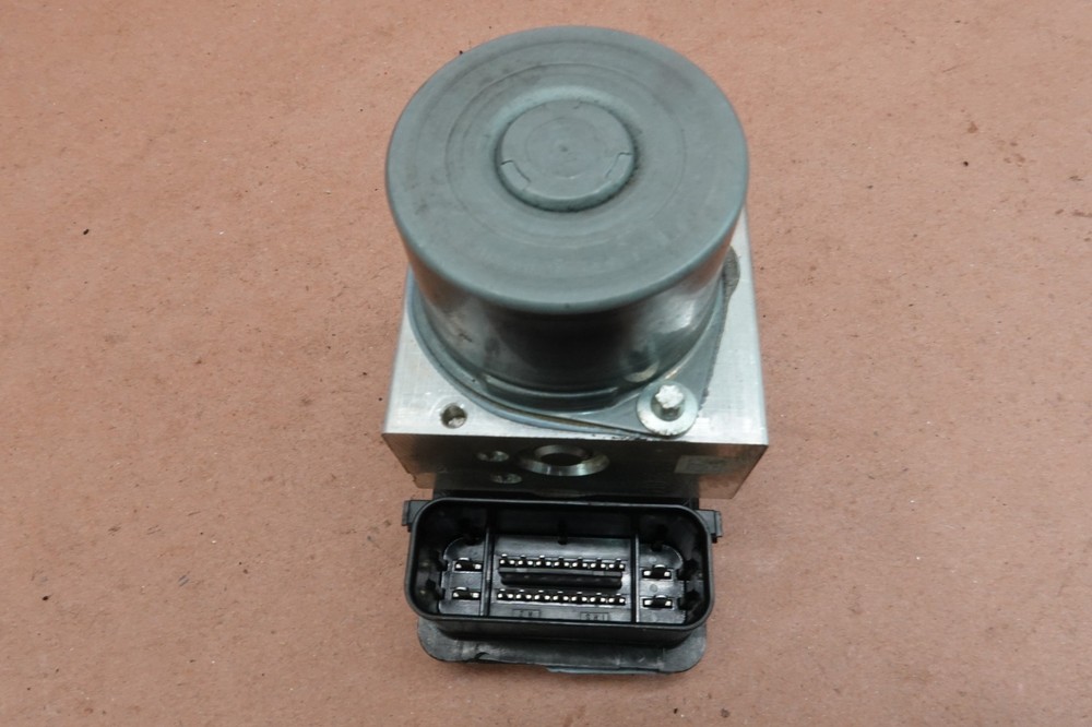 2014 Aprilia RSV4 ABS Brake Servo Controller Control