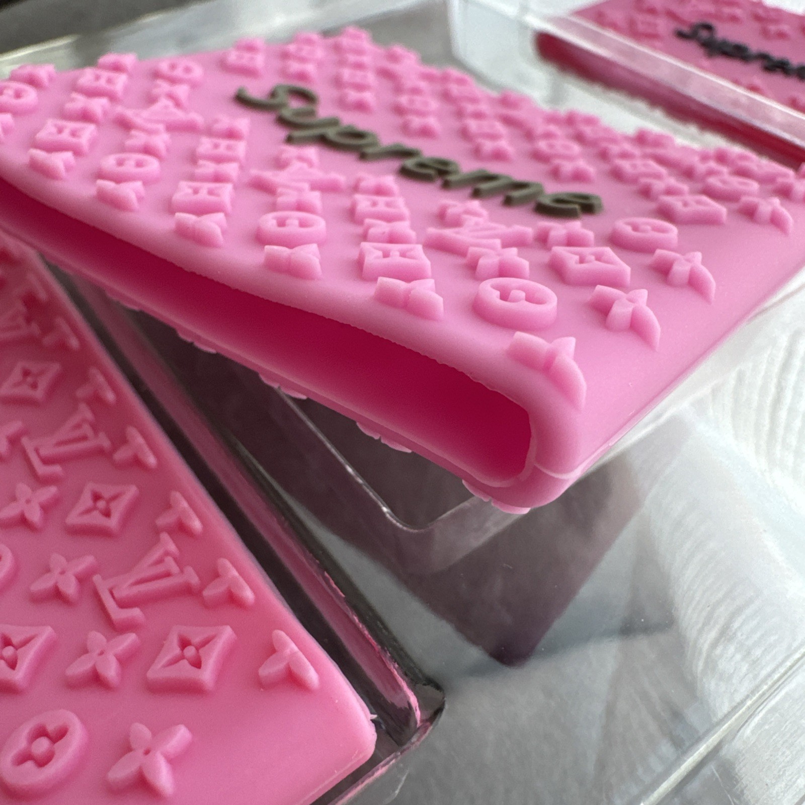 PINK Clipper Grips Barber Tool Barber Nation Gripper