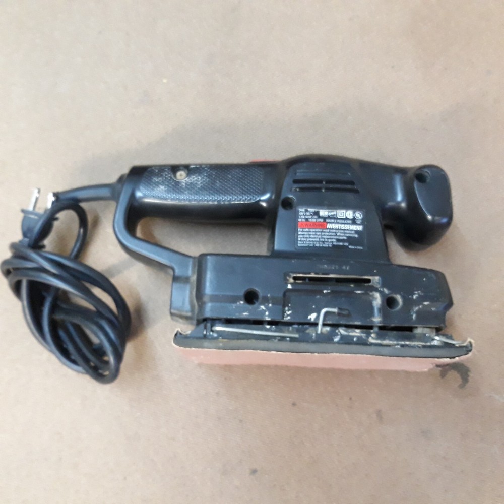 Black & Decker Sander 7448 Type 7