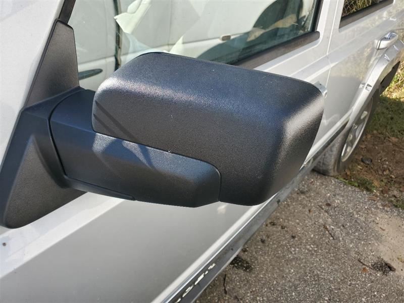 Control Module 4x2 OEM 2006 2007 2008 Jeep Commander