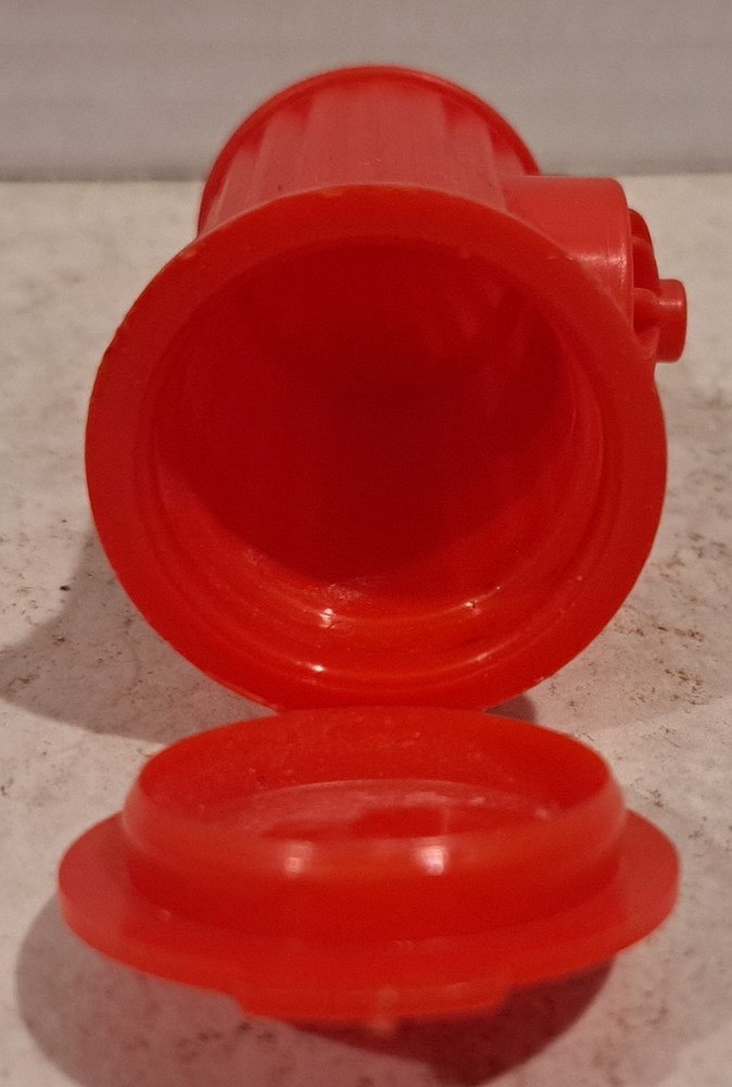 Vintage 1984 Fleer FIRE PLUG Candy Container Bubble Gum RED Hydrant Empty 3"