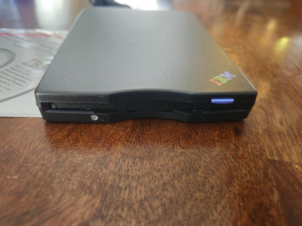 IBM USB Portable Diskette Drive Floppy Disk 3.5” MPF82E