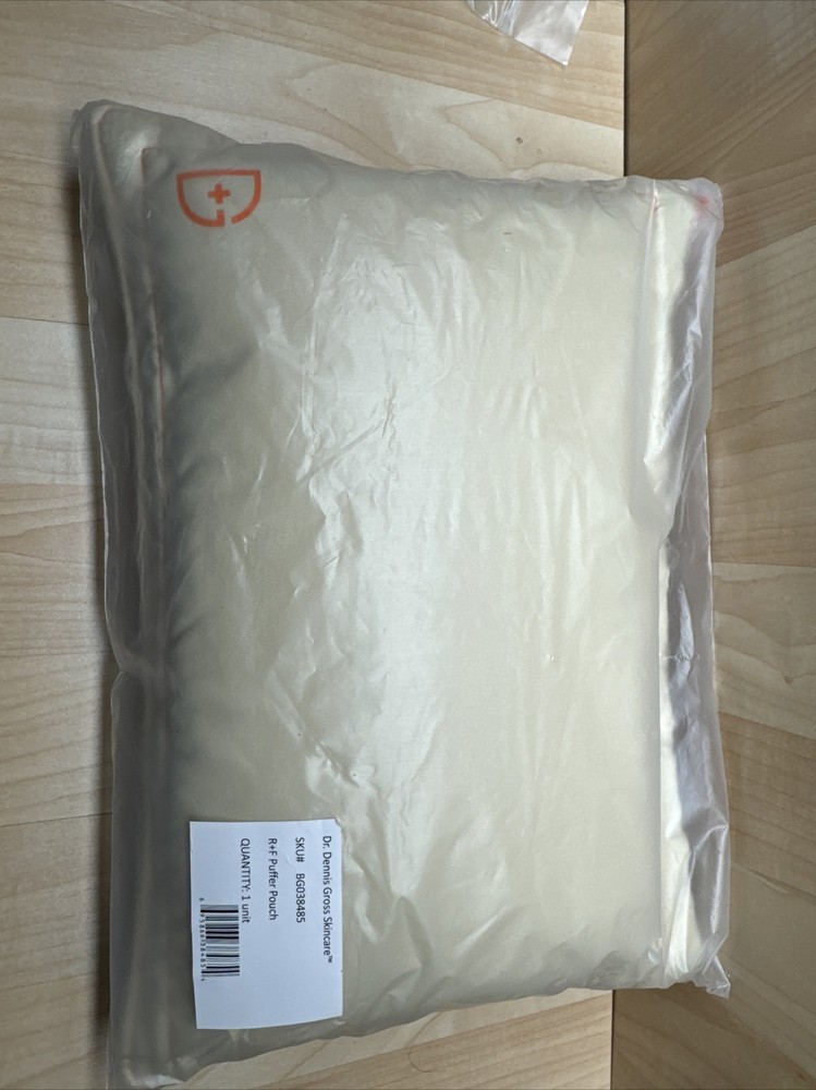Dr Dennis Gross Puffer Pouch Case GWP