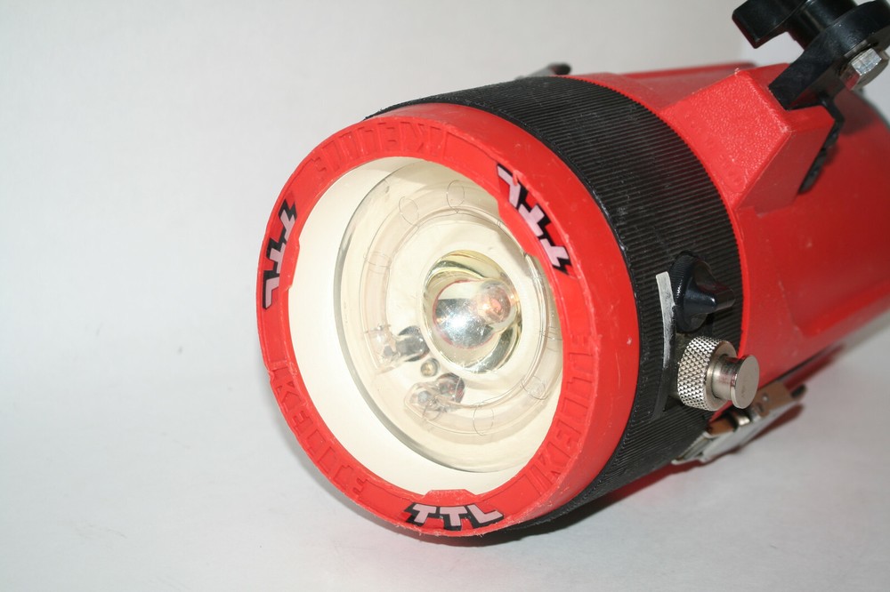 IKELITE UNDERWATER PHOTOGRAPHY SUBSTROBE 100