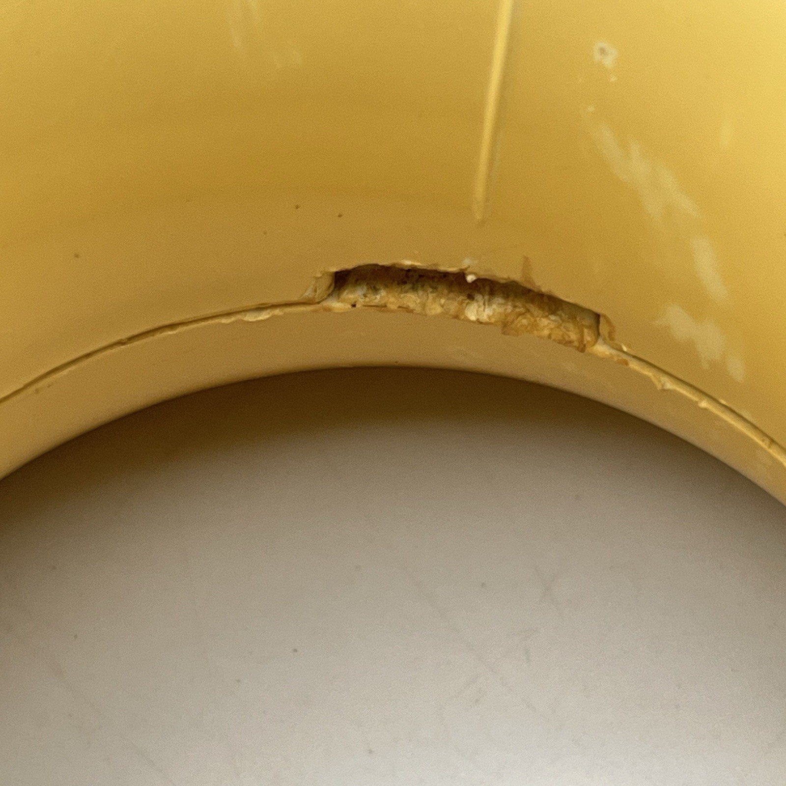 1972 Panasonic Toot-A-Loop AM Wrist Radio - R-72 - Cream (White?) - Works