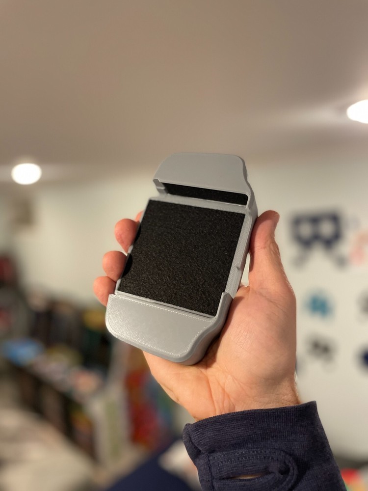 ANALOGUE POCKET CASE ADVANCE, CUSTOM DESIGNED, FELT-LINED PLAY-THROUGH GRIP CASE