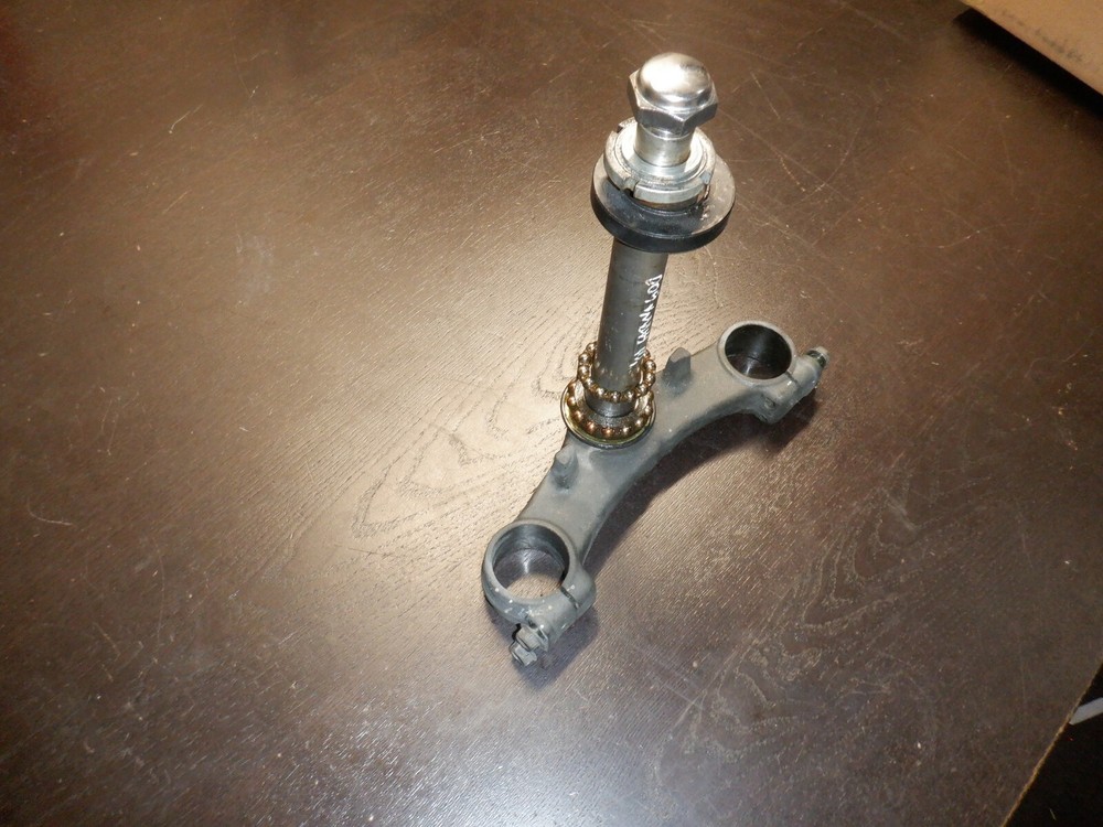 2000 Suzuki Katana 600 | Lower Triple Tree Steering Stem | Used OEM