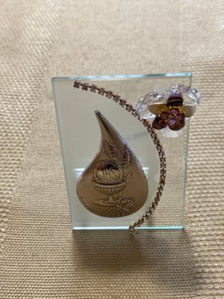 Communion chalice plaque/crystal flower
