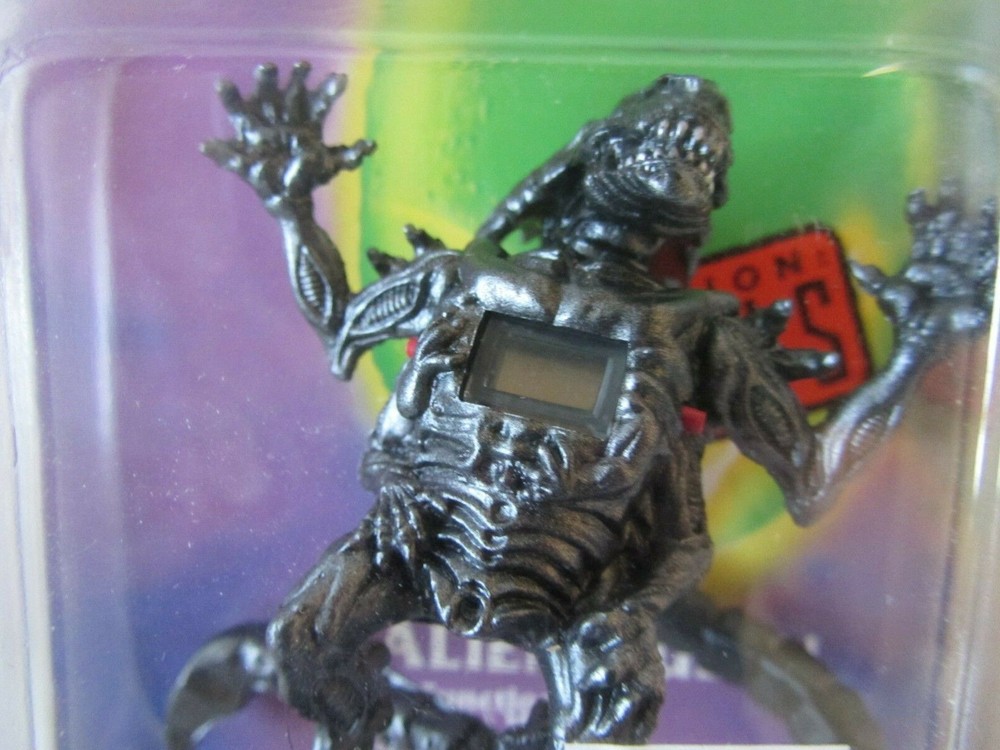 1993 OPERATION ALIENS "ALIEN QUEEN 5 FUNCTION QUARTZ WRIST WATCH UNOPENED 