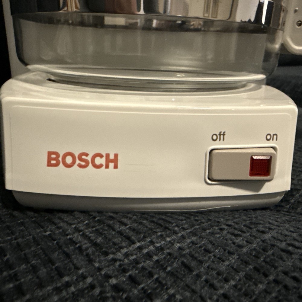 Bosch White Coffee Maker TKA1718US New Unused Machine