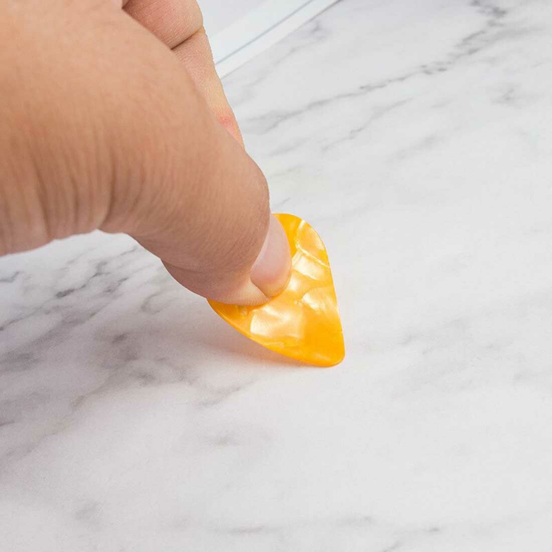 100pcs Guitar Picks Celluloid Thin Acoustic Electric Plectrums Colorful 0.46MM