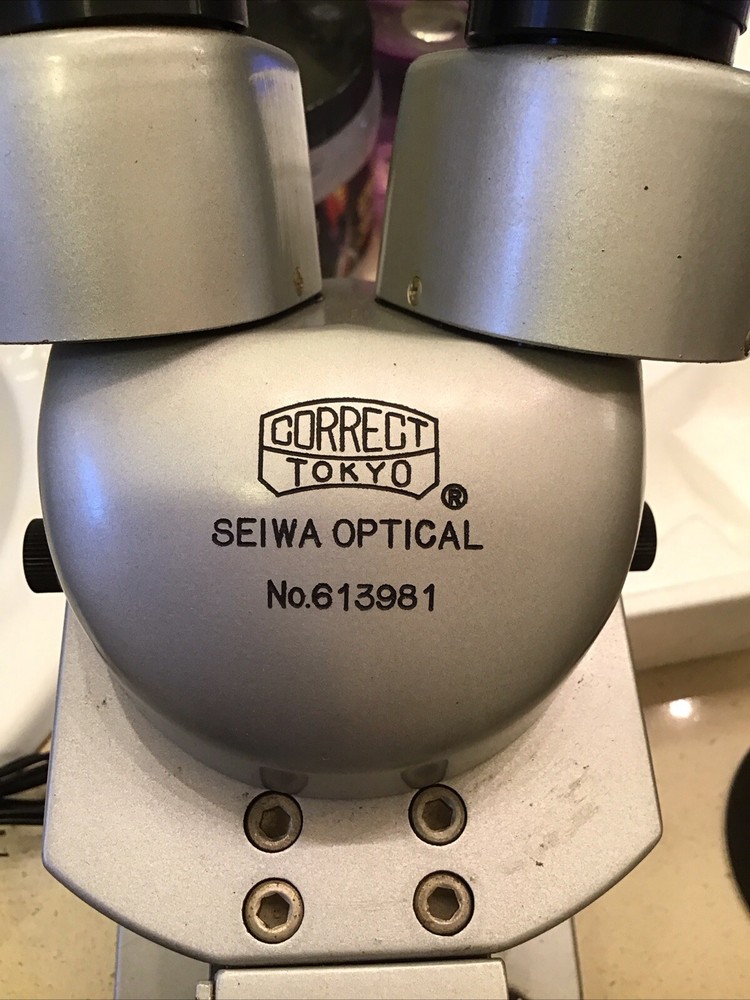 Seiwa Optical Stereoscopic Microscope