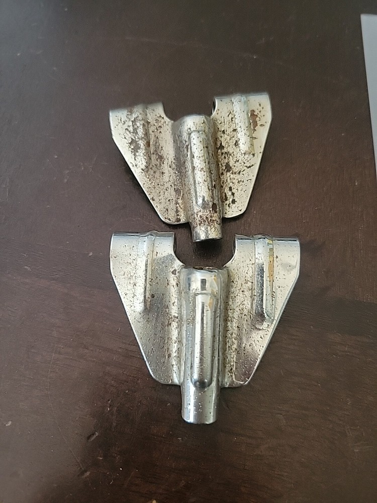 Undranded Key Claws 2Pcs Some Rust Tama?