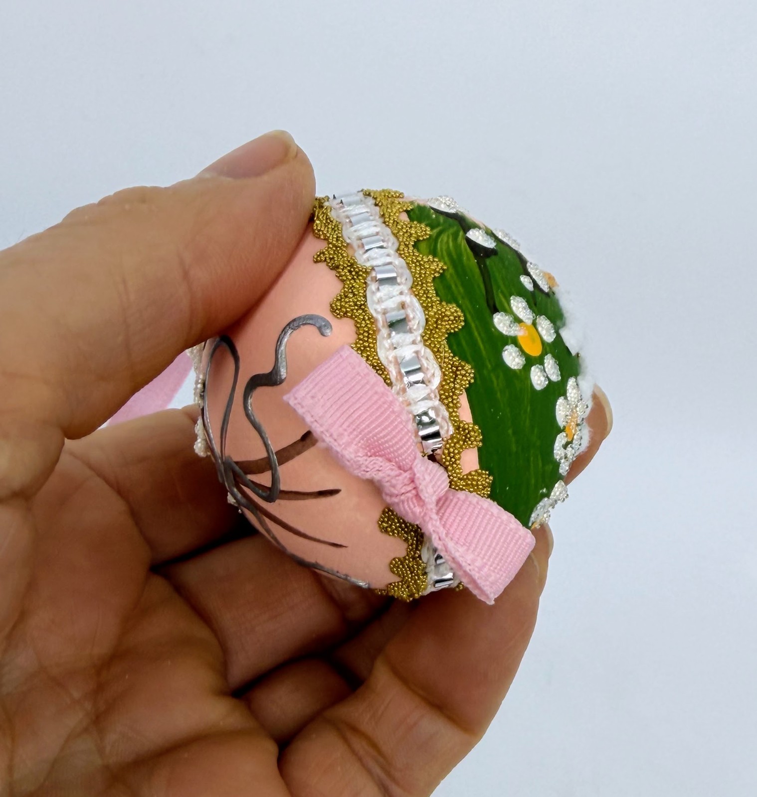 Easter Egg Ornament: Peter's Seasons GMBH; Little Lamb in Spring Garden