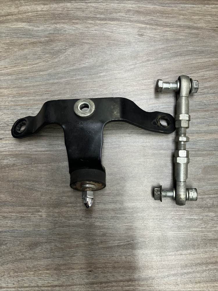 2000 Harley Road Glide Engine Cylinder Horn Mount  w/ Stabilizer