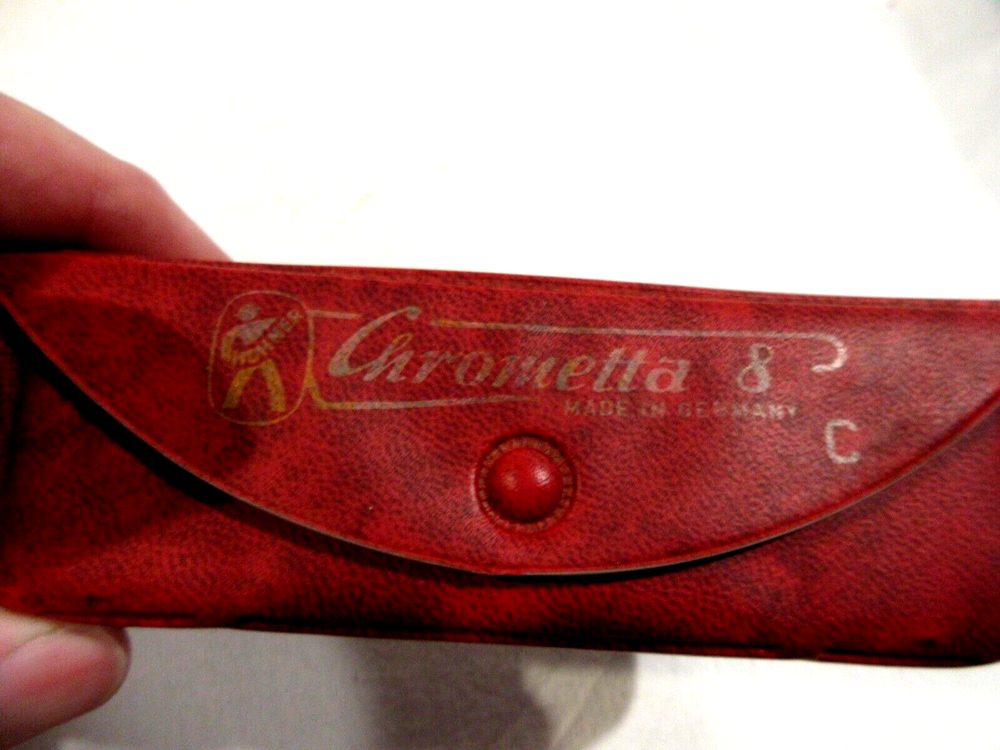 Vintage Hohner Chrometta 8 Harmonica w/Original Case Key C