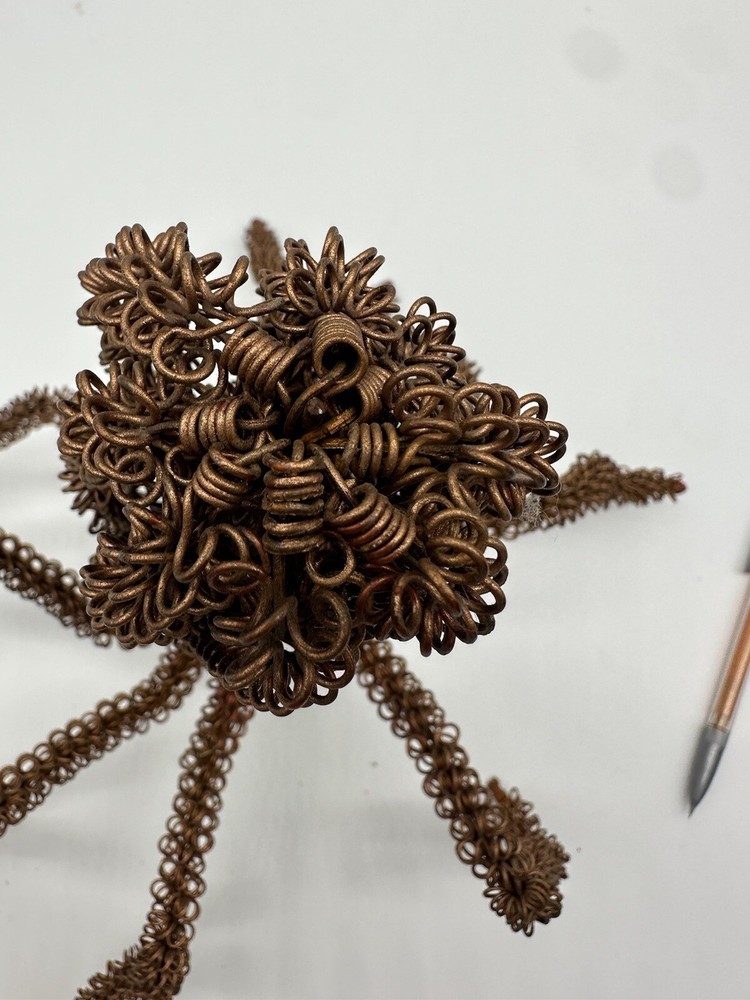 Octopus Made From Copper(?) Wire