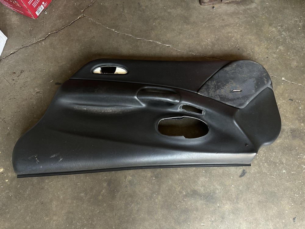 1997-2004 C5 CORVETTE DOOR PANEL PASSENGER SIDE RH OEM
