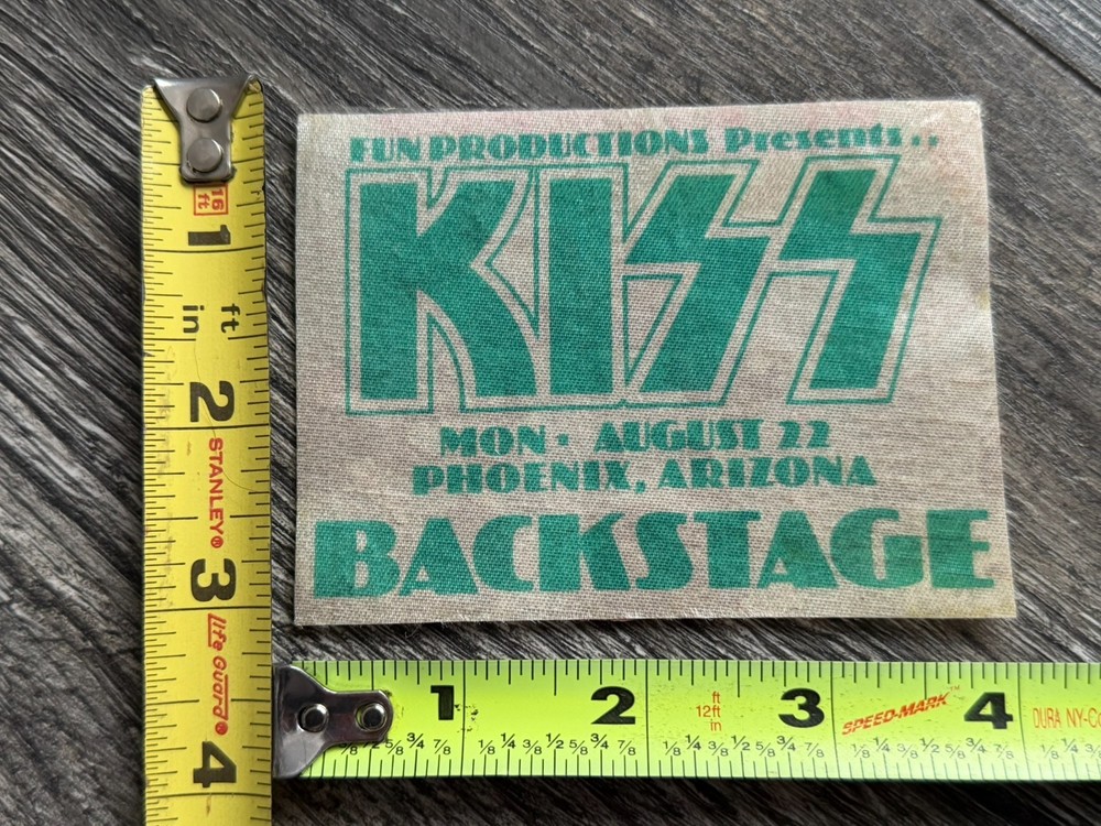 KISS Pass Satin Love Gun Tour Aug 22 Phoenix Arizona Green Vintage Kiss Aucoin