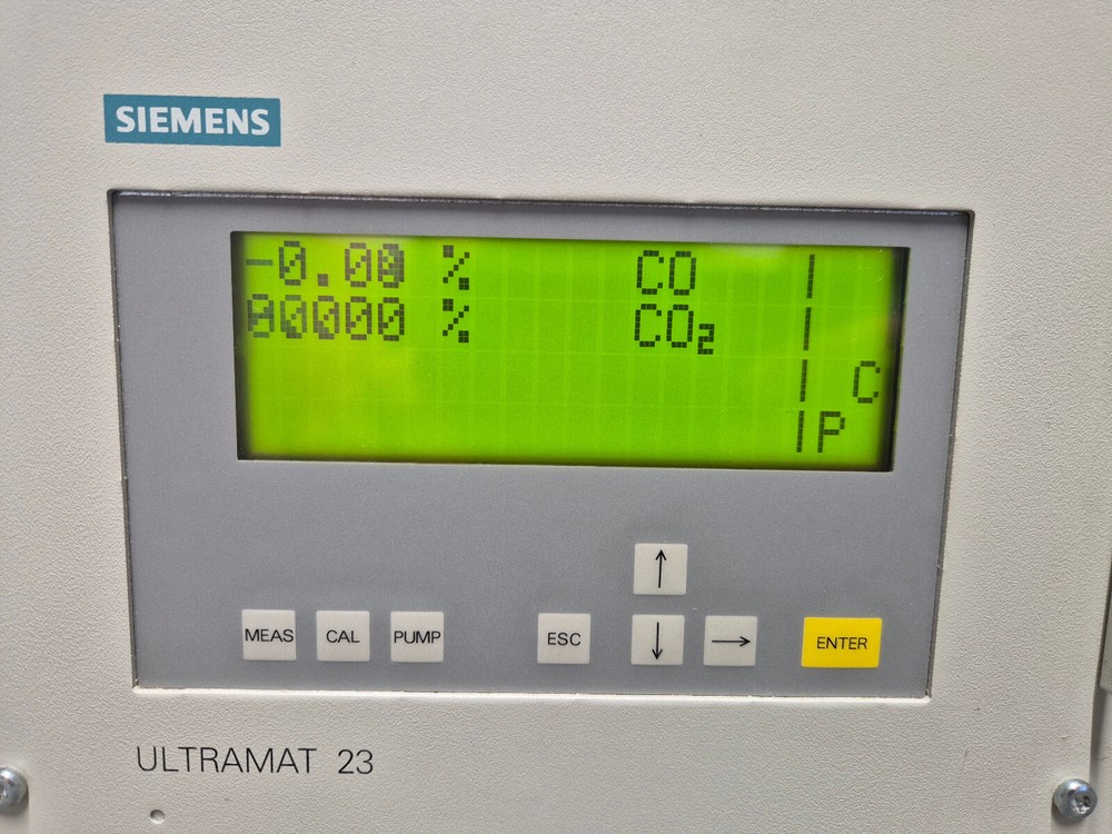SIEMENS ULTRAMAT 23 Gas Analyzer