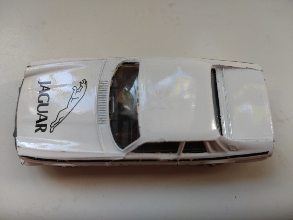 CORGI JUNIORS JAGUAR XJ-S #303