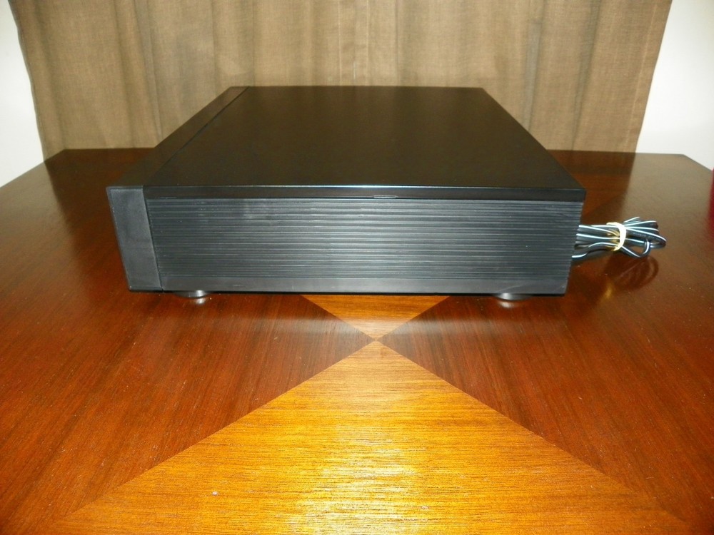 Sony CDP-C305 5 Disc CD Changer Vintage Multi CD Player