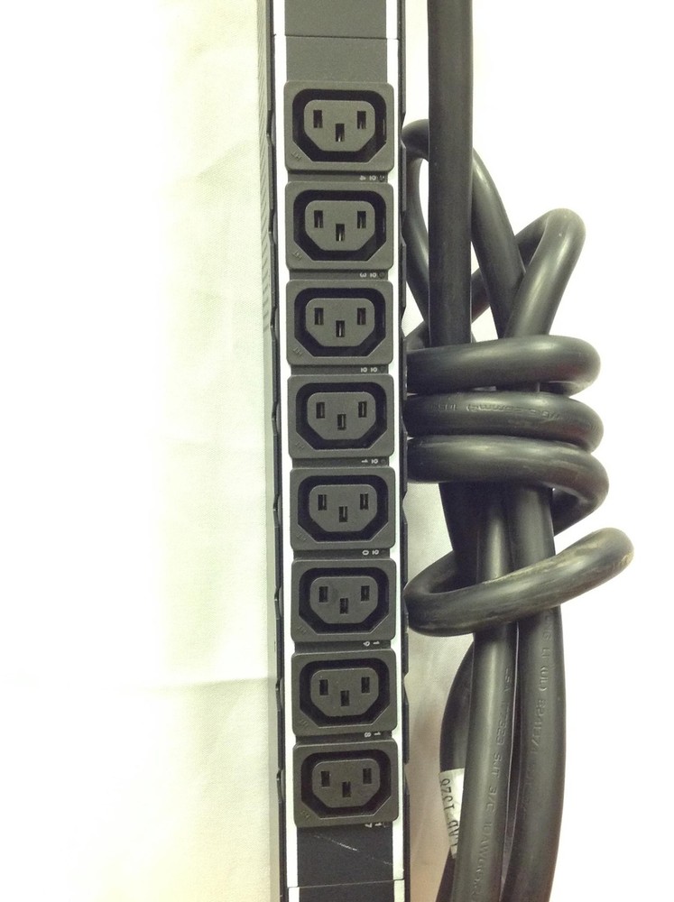 SERVER Technology STV-4540C 24 Outlets Switched Rack Power Distribution Unit