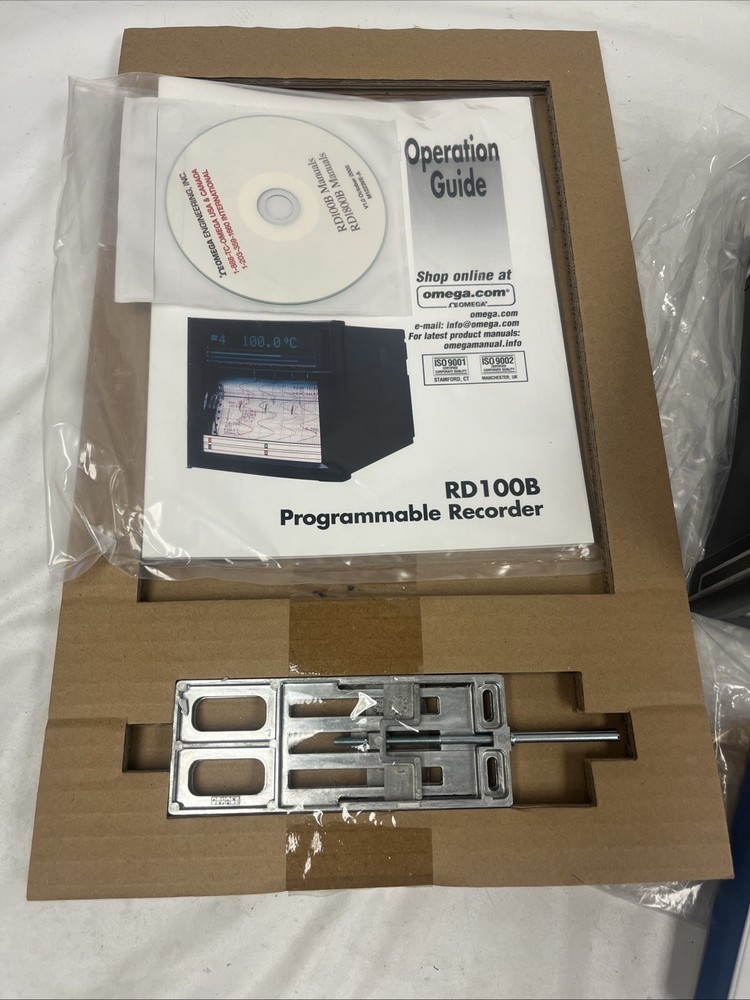Omega RD100B Programmable Chart Recorder with Digital Display RD106B/A1/R1 *NEW*